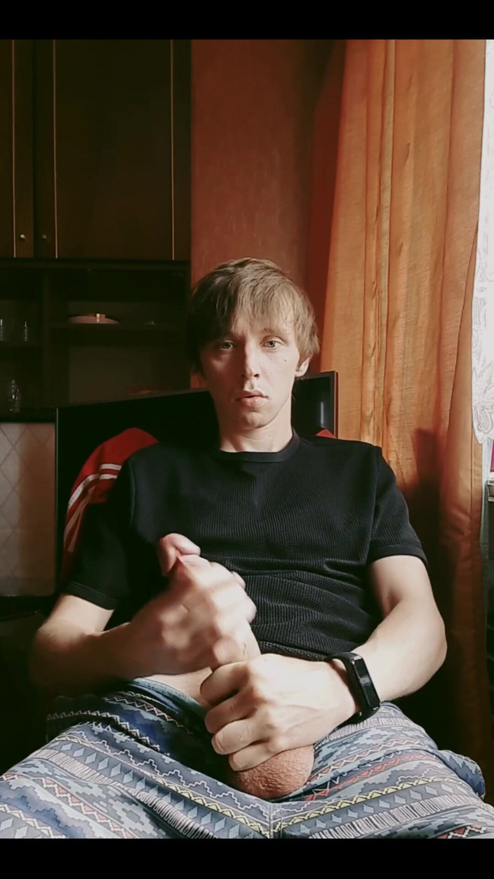 Latvian_boy: Horny as Always