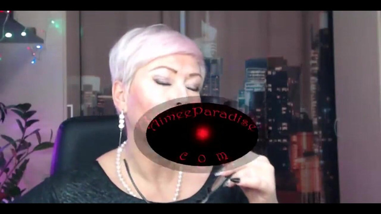 AimeeParadise: Bermain dubur tegar dengan MILF blonde yang bertetek besar!