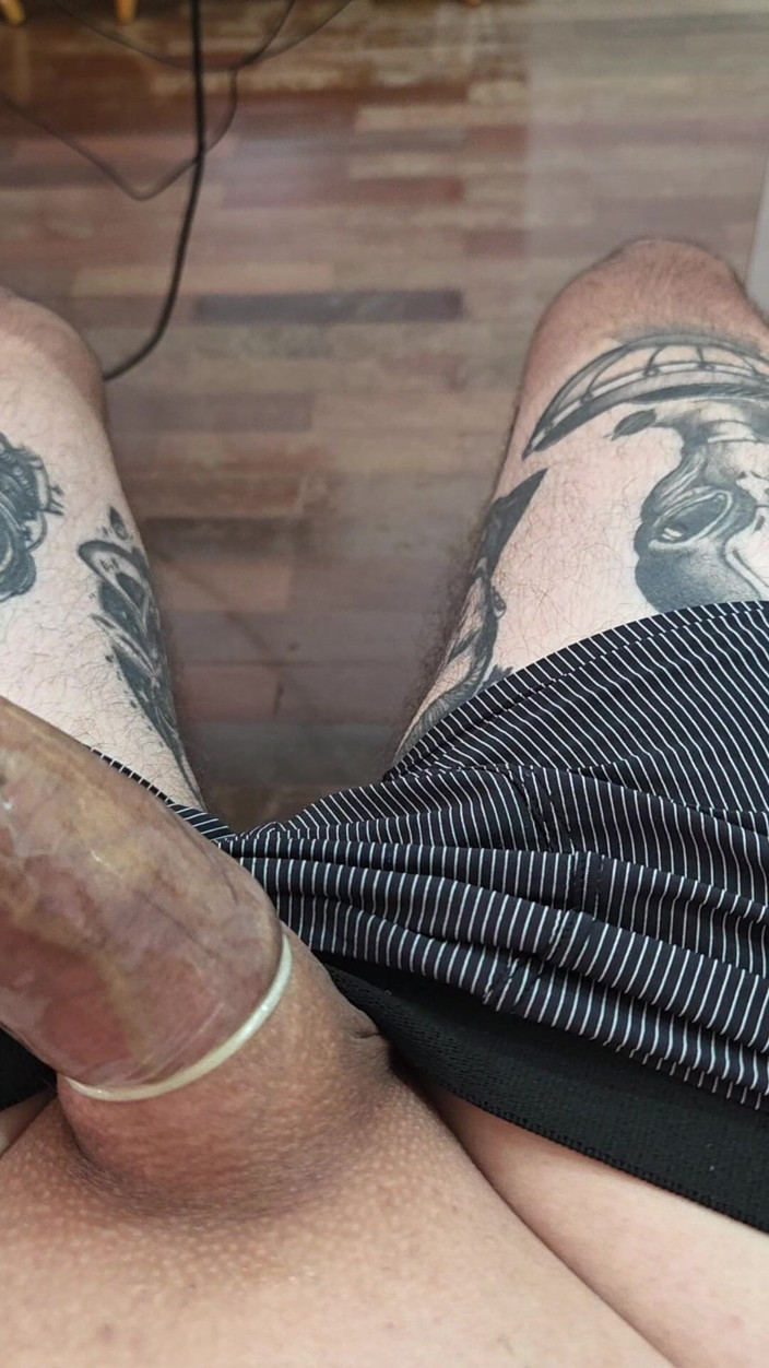 Lkdick8: I Filled This Condom with Semen