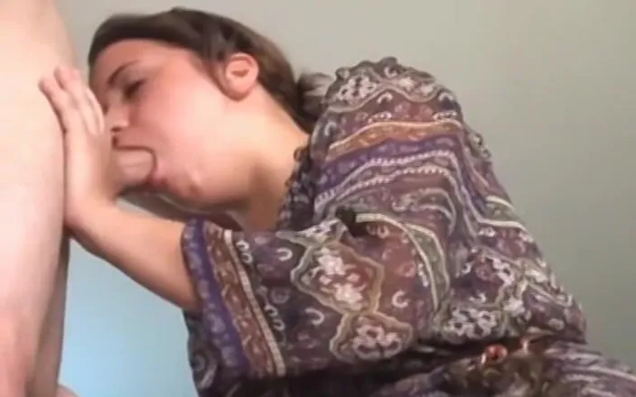 Homegrown Anal Sex: First Time Ass Fucking for Samantha