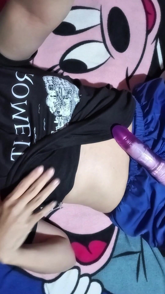 Yuli and tony: Nevlastní sestra mé ženy vejde do našeho pokoje, zatímco jsme šukali