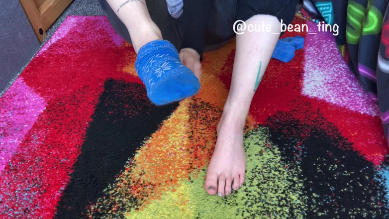 Alice Bean: Bean își dezbracă șosetele