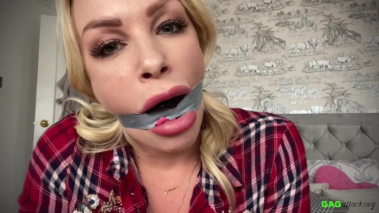 Gag Attack: Penny Lee - múltiples amordazas