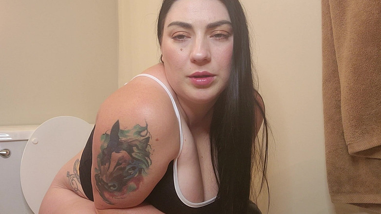 Julia Ryan: Tasting My Tiny Slave