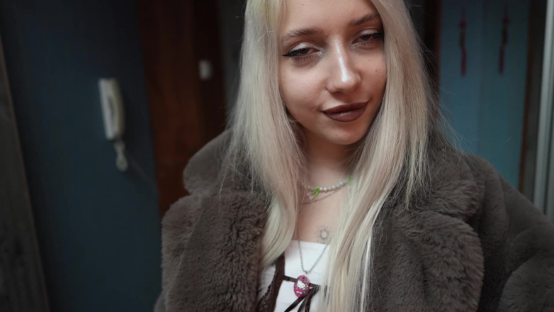 LyalkaRPG: Conocí a una prostituta callejera real, la follé con un...