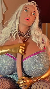 Juggsy 42 S Cup Bra Fetish