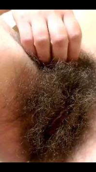 Pee with Pussy Wide Open in Close-up