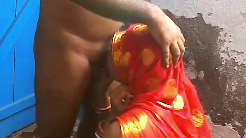 Busty Banuu: Bhabhi Delhi Wali – Video Lucah Seks Bhookh Mitai