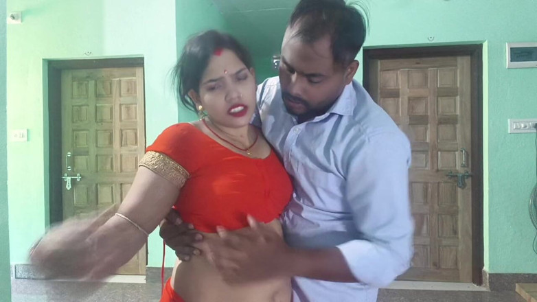 Sona bhabhi: La moglie calda di odia colpisce suo marito e fa...