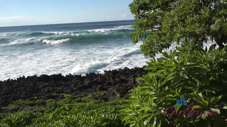 ATK Fans (Girlfriends): Vacanță virtuală În Hawaii cu Violet Monroe 4/5