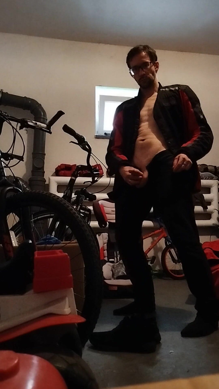 kickerscooter: Masturbat