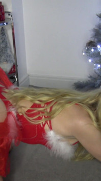 Just Entered the Holiday Vid Contest with My Brand