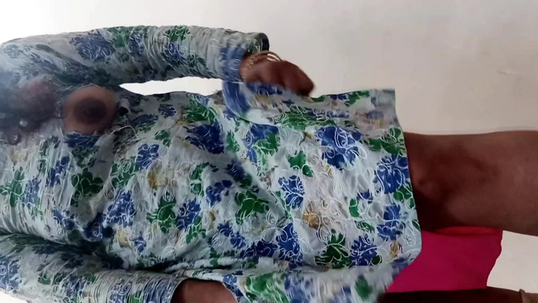 Netu: Indian Maid Dressed in Her Mistress's Clothes but Had Anal...