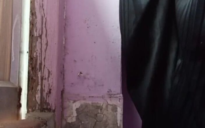 NaughtyWings: "Görüntülü görüşmede tamamen çıplak gitti - adam gözlerine inanamadı!"