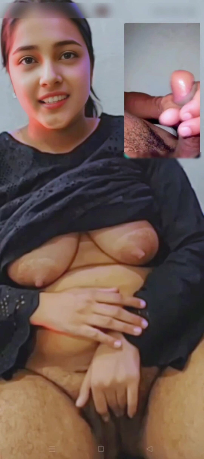 Your_aisha: Hermanastra video llamada chat de sexo, hermosas tetas grandes mostrando...
