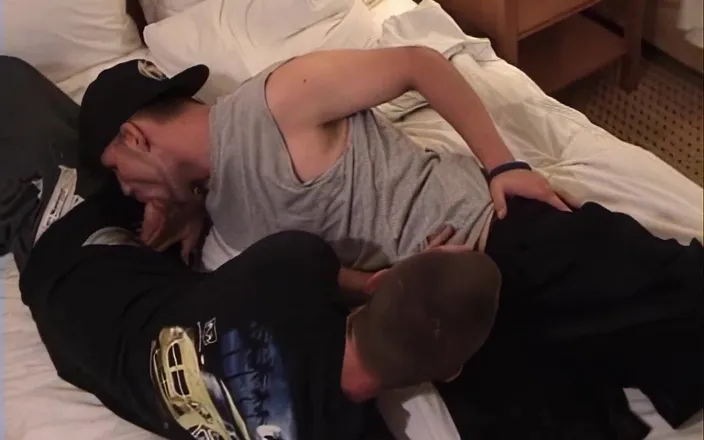 Jay's Amateur Straight Guys: Ludden Power Plunges Guzzo's Thug Ass!! 1080p