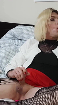 Culotte reniflant et suce un gode.