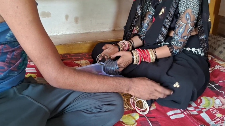 seema: Father-in-law Left the Younger Daughter-in-law Before Going Home