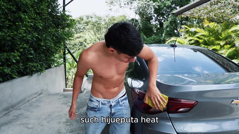 estebangamboa: 上司の車を洗った後、彼女とセックスした