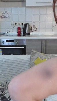 Dvě dívky, jedna sklenice - nezbedná chcací hra
