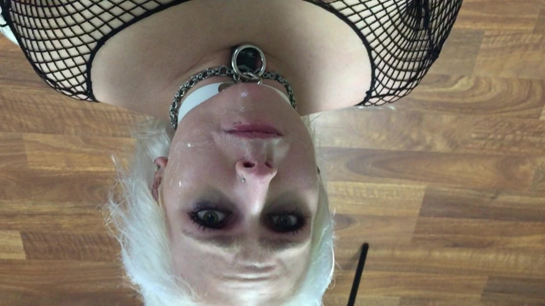 slavebc: Mister Plays in My Throat and My Cunt.