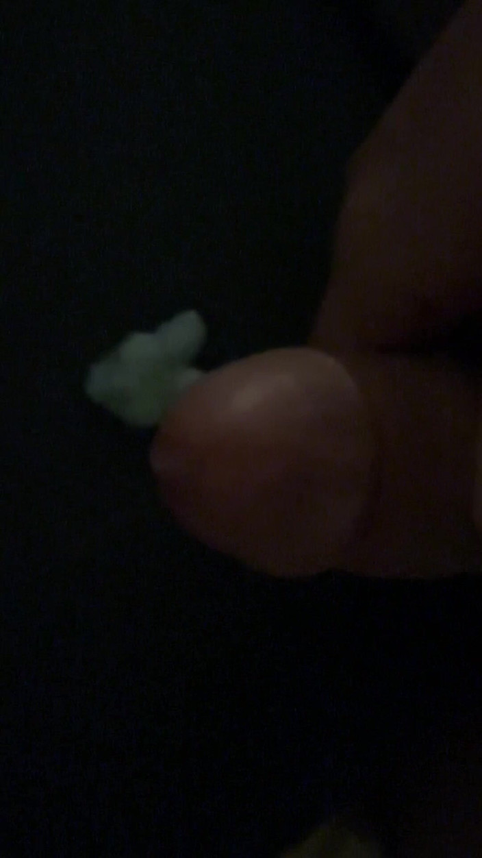 Chubby Freak: Cámara lenta de polla gruesa corrida