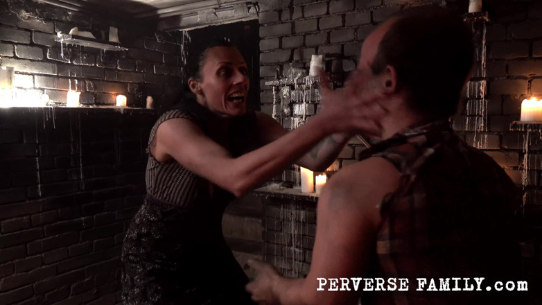 Perverse Family: Perverse Family 23 (season 2): Charlieho Holka