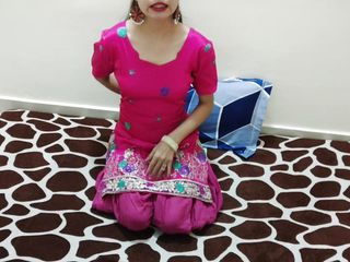 Saara Bhabhi: XXX meia-irmã Saarabhabhi tem longa foda anal com esguichando em...