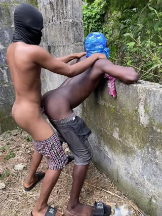 assdriller50: Putih Pada Hitam