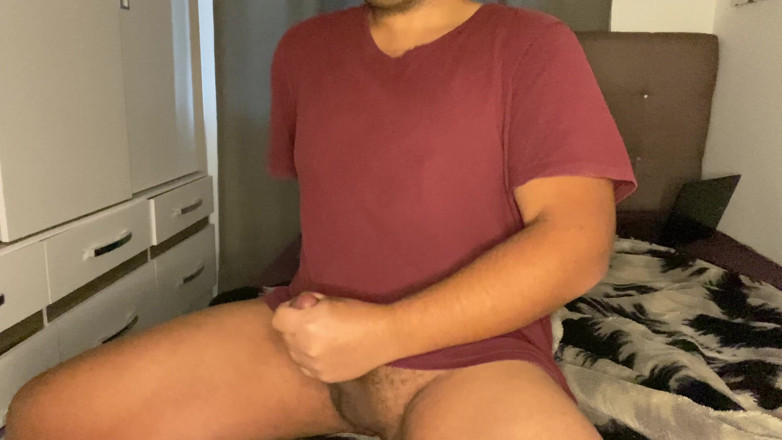 Dylan Ford: Braziliaanse twink komt klaar op zijn mond! Enorme cumshot - Dylan...
