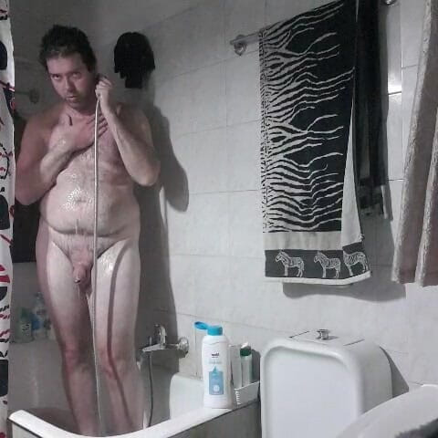 Mirko2589: Я принимаю душ