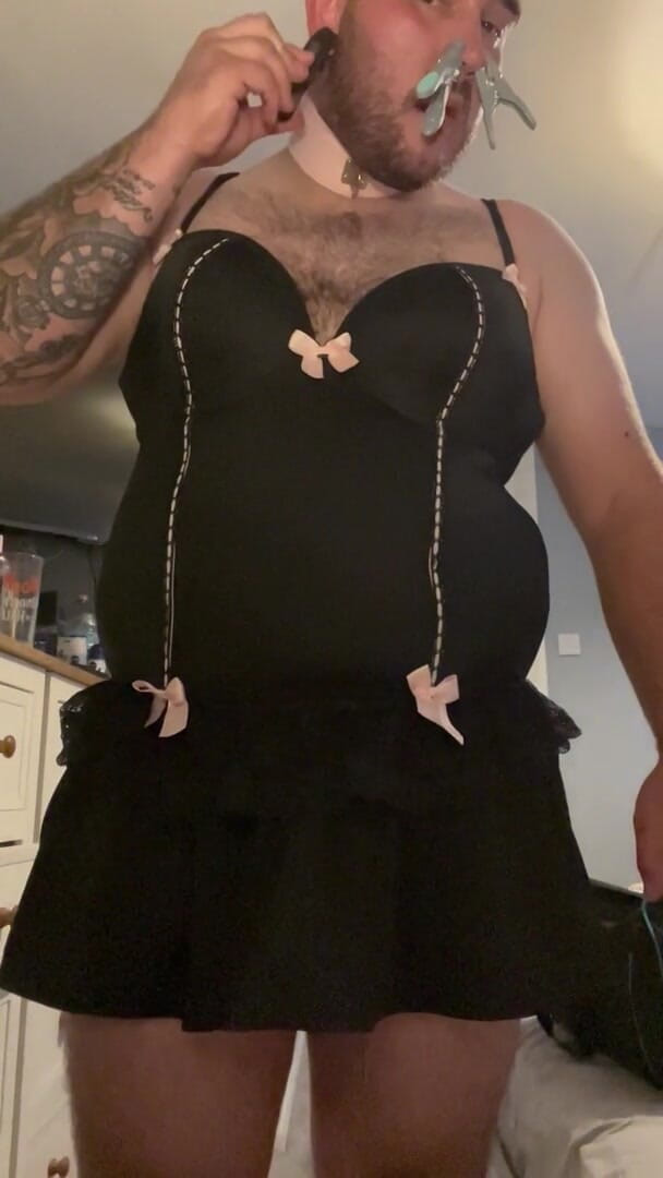 Shaun Cbt: Schwanz- und Eier-Bondage, wirkt als Keuschheit mit nippelklemmen und Crossdressing...