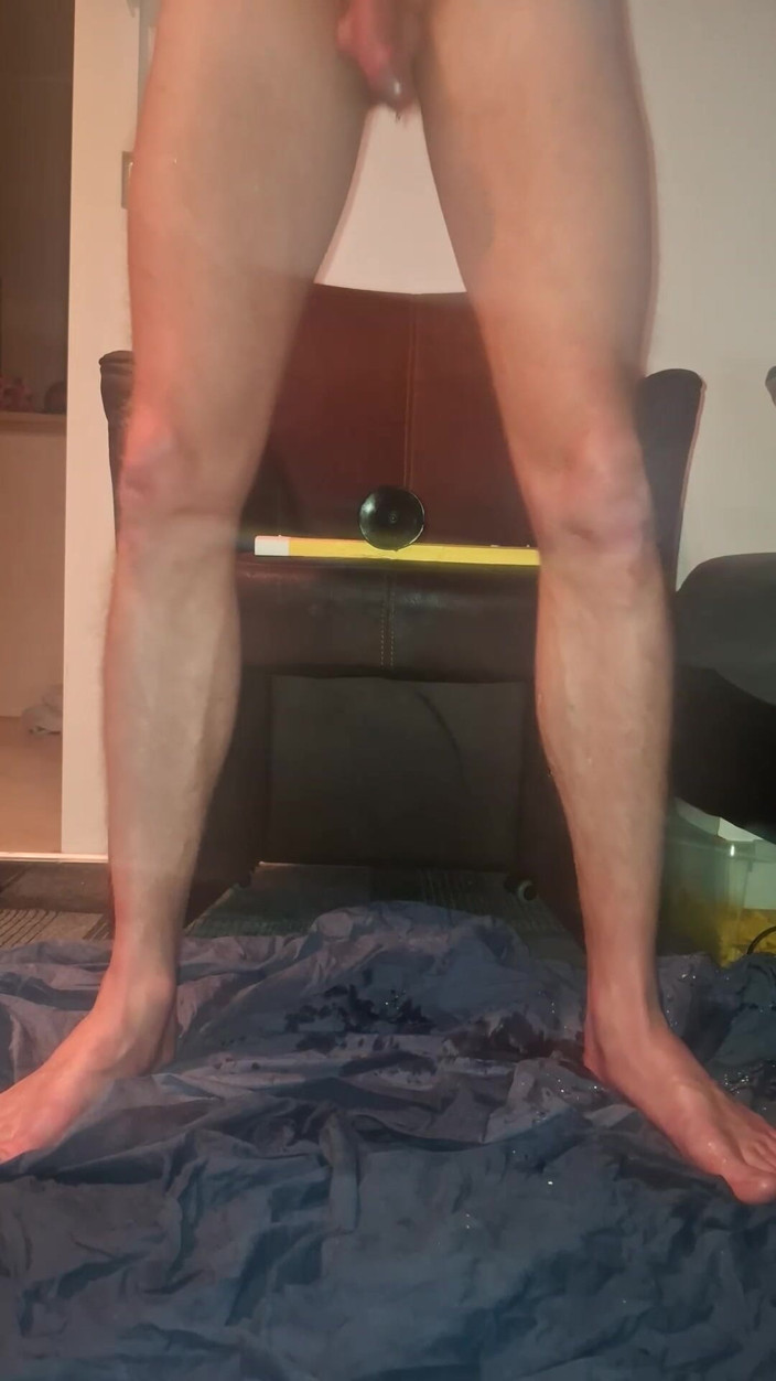 NoFace Twink X: Solo gay twink anal consolador - orgasmos extremos meando