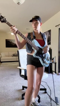 Testing Out a New Bass Preamp Pedal