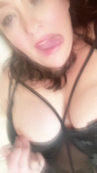 Sandiego8383 Visits You in a Dream