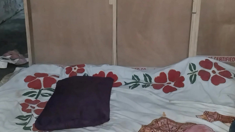 Nirman: Velký zadek bhabhi Skutečný indický desi sex