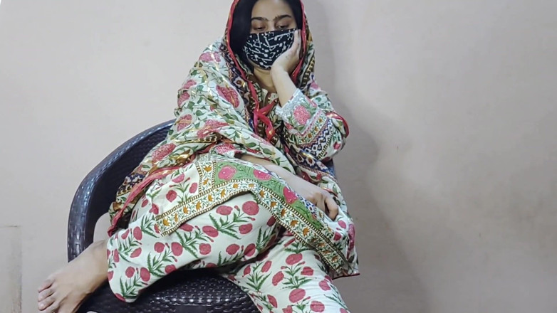 Faryal: Bari Baji Ne Di Chote Bhai Apni Chut-clear Hindi Conversation