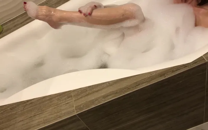 Mistress Mary: Take the Bath with Mistress Mary