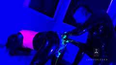 Lady Valeska: UV Fisting