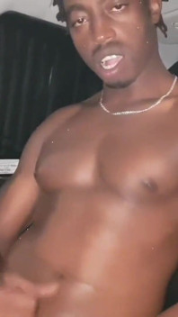 Youngenglishbbw - nata4sex lagi asik ngocok kontol raksasa pria kulit hitam sampai dicrot di muka