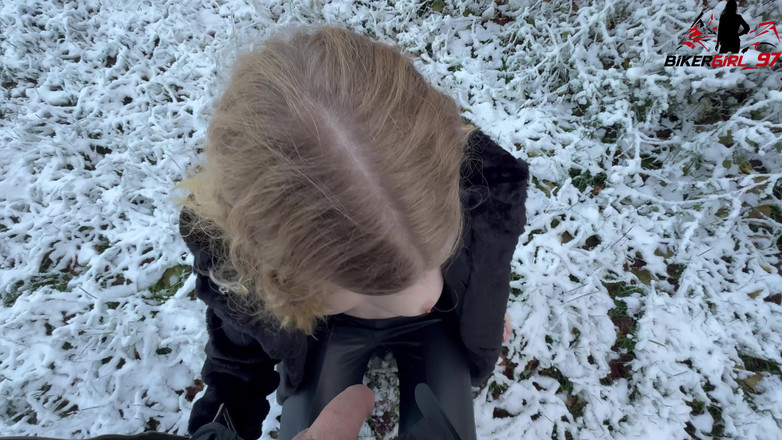 Bikergirl_97: Muka di negeri ajaib musim sejuk