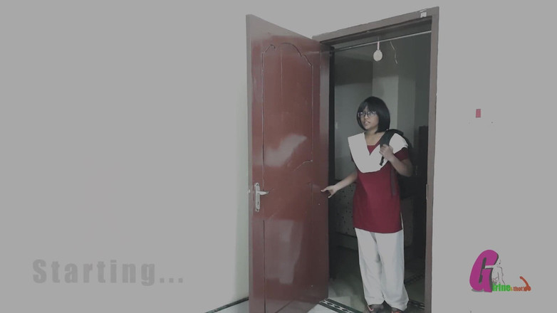 Horny_Bong: Ragazza teenager indiana scopata dal suo insegnante per ottenere migliori...