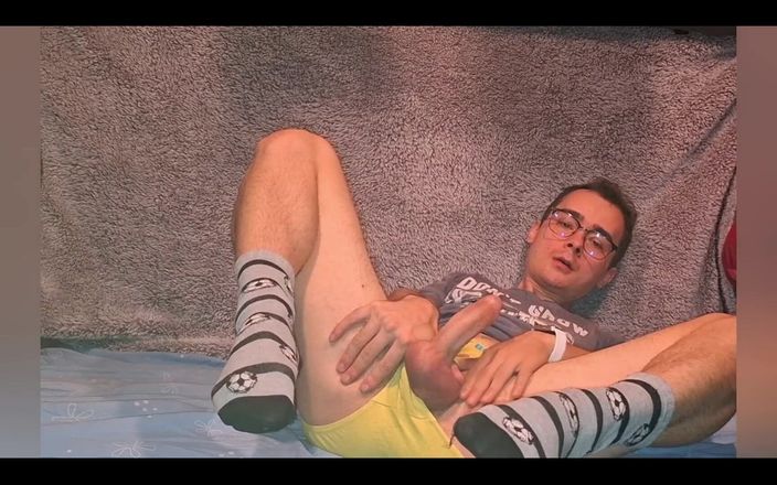 The college boy: Spelen met aangepaste video van sokken