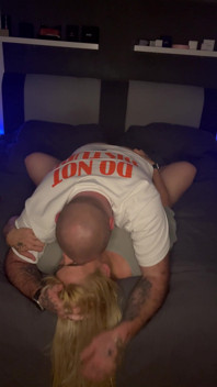 She Fingers Herself, I Lick Her, She Kneads My Ass, I Fuck Her We Orgasm