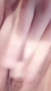 Hot Horny Mommy Masturbating While She Has Free Time