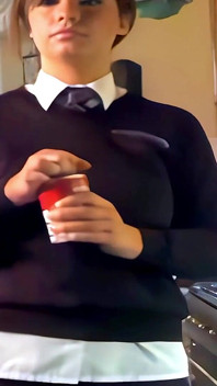 以Samantha Buxton为主演的汤厨房视频