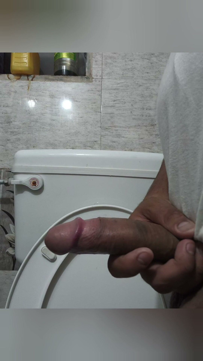 hardbadboy1997: Hot Desi Boy Masturbating