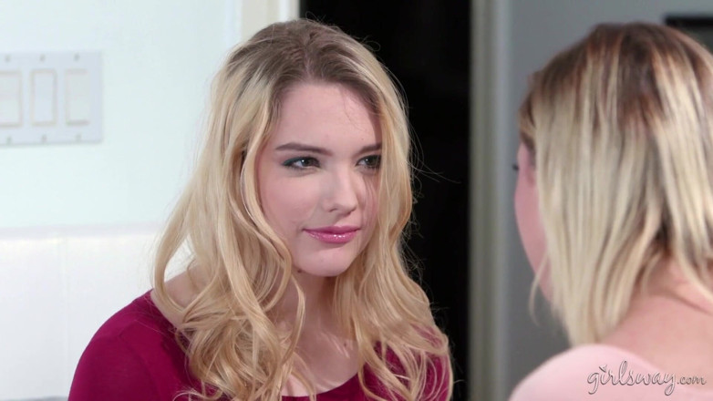 Girlsway: GIRLSWAY - Příběhy nevlastní sestry: nekraď mi oblečení!
