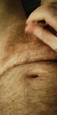Papai gozando em toda a minha barriga de urso peludo