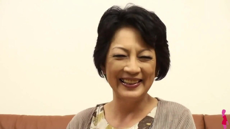 Asians in love: Japanese Hentai Milf 4